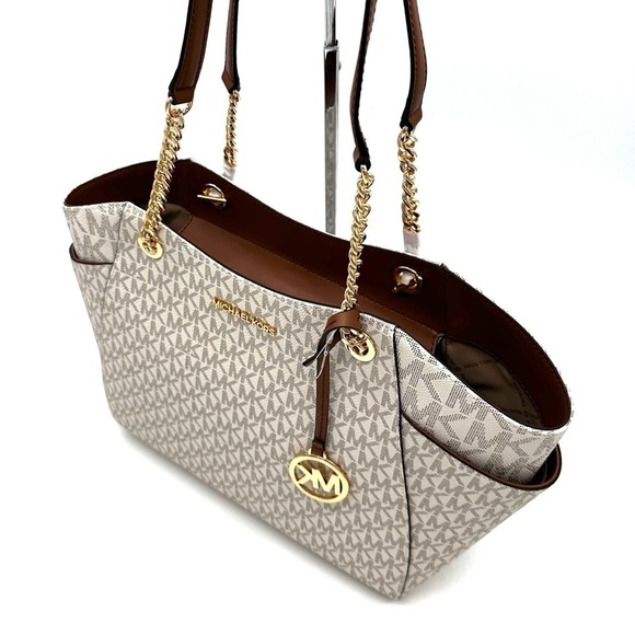 Michael Kors Large Jet Set Travel Chain Shoulder Bag Vanilla (NWT) - Picture 7 of 12